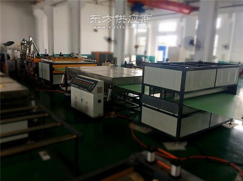 萬通板設(shè)備 青島同三塑料機械公司 塑料萬通板設(shè)備圖片